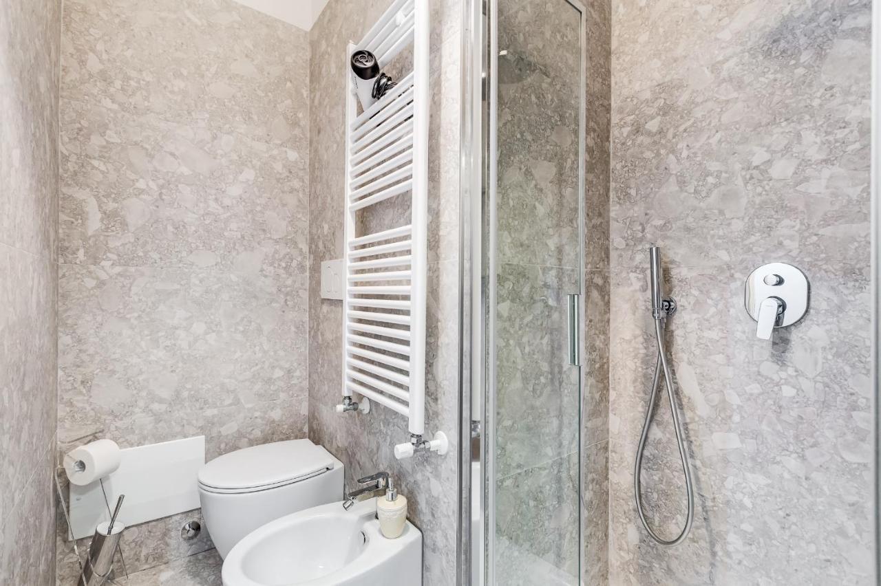 Crystal Trevi Fountain - Romedreamhome Rom